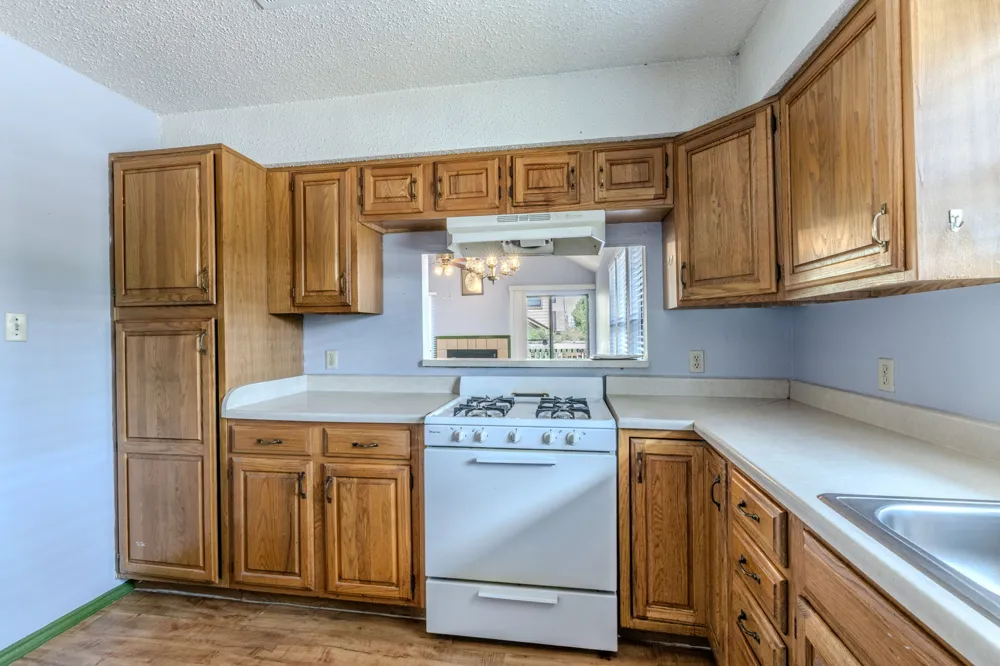 2000 Kenneth Avenue #B Austin, TX 78741