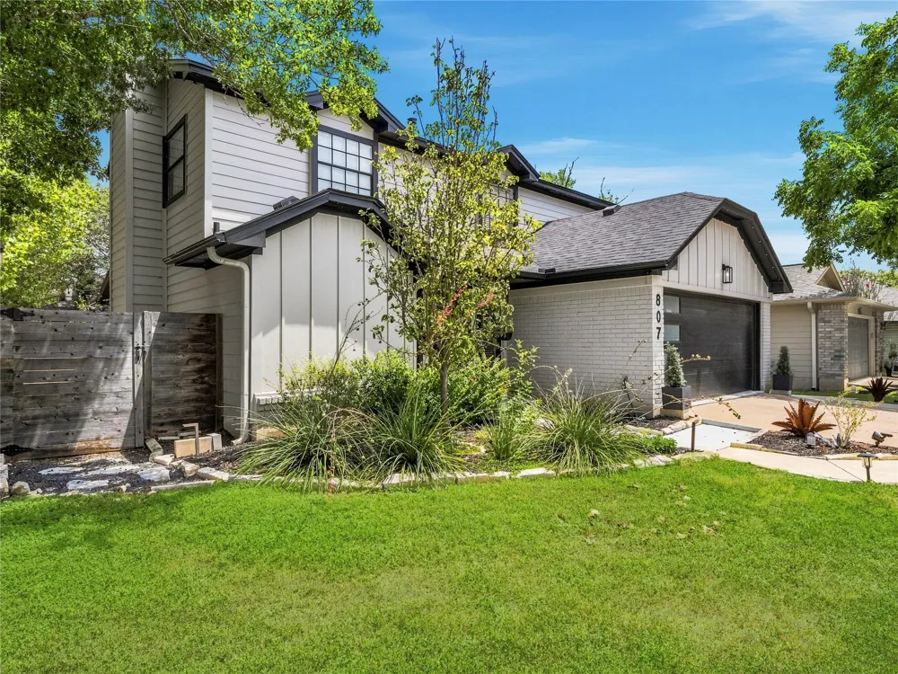 807 Russet Valley Drive Cedar Park, TX 78613
