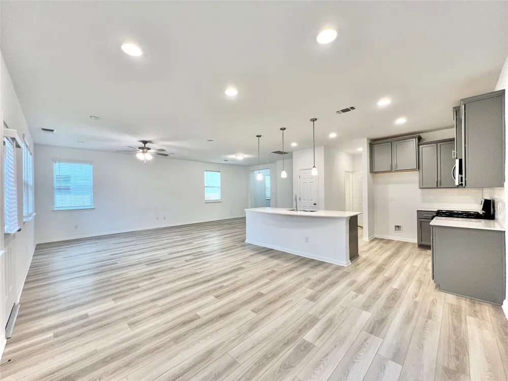 3200 College Park Drive #131 Round Rock, TX 78664
