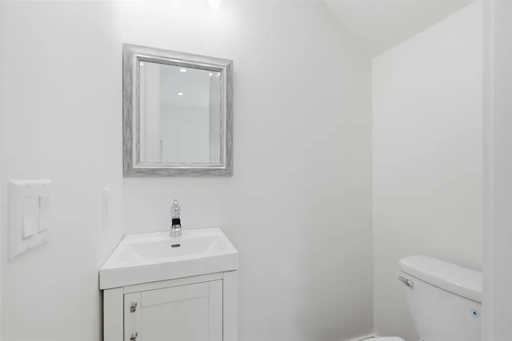 504 Walker Street Smithville, TX 78957