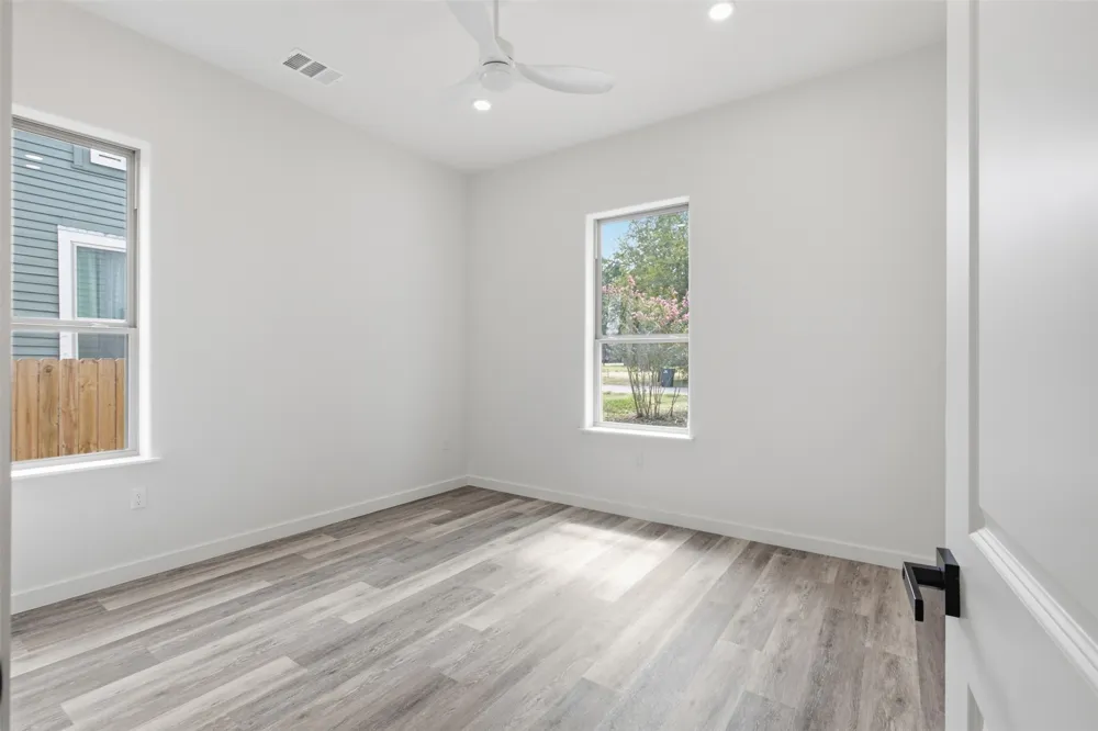504 Walker Street Smithville, TX 78957