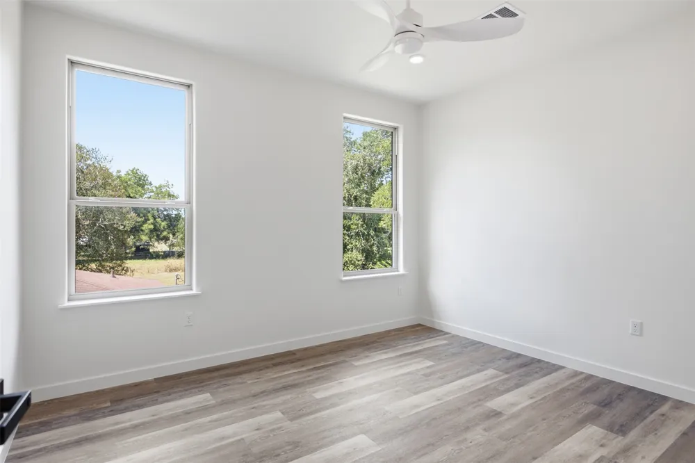 504 Walker Street Smithville, TX 78957