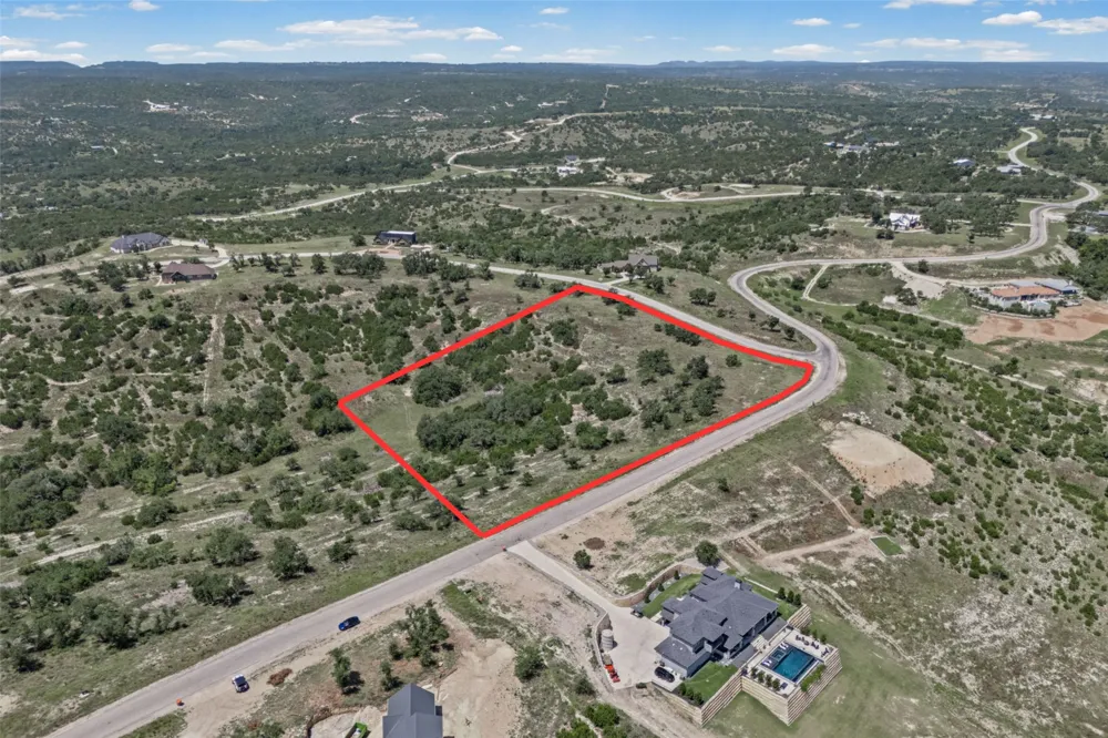 151 Falling Oak Drive Blanco, TX 78606