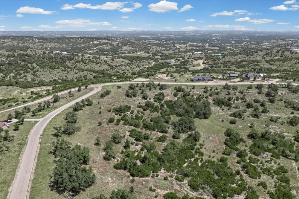 151 Falling Oak Drive Blanco, TX 78606