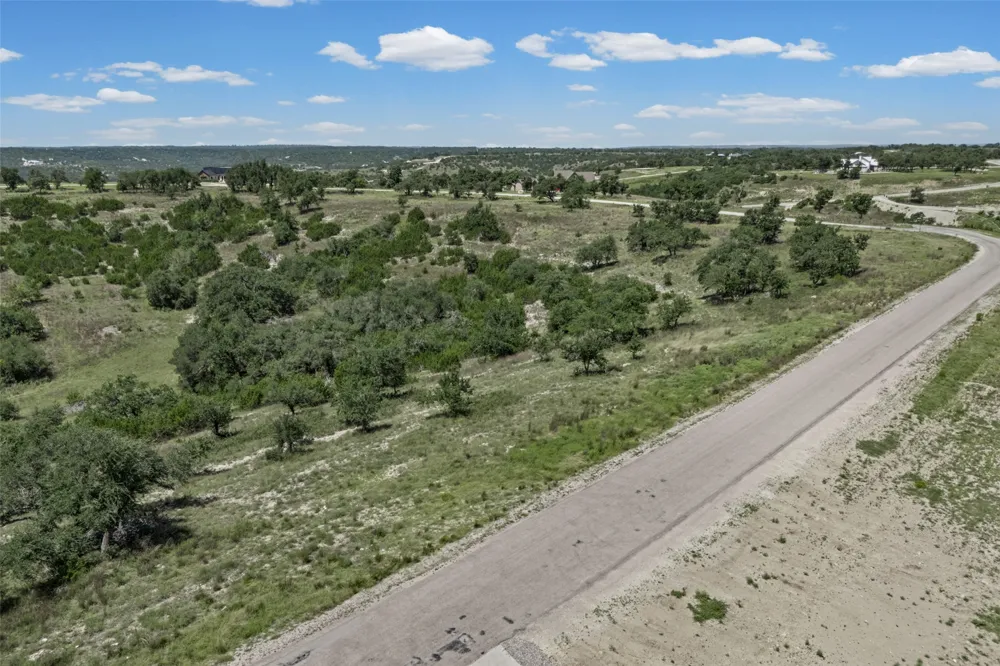151 Falling Oak Drive Blanco, TX 78606