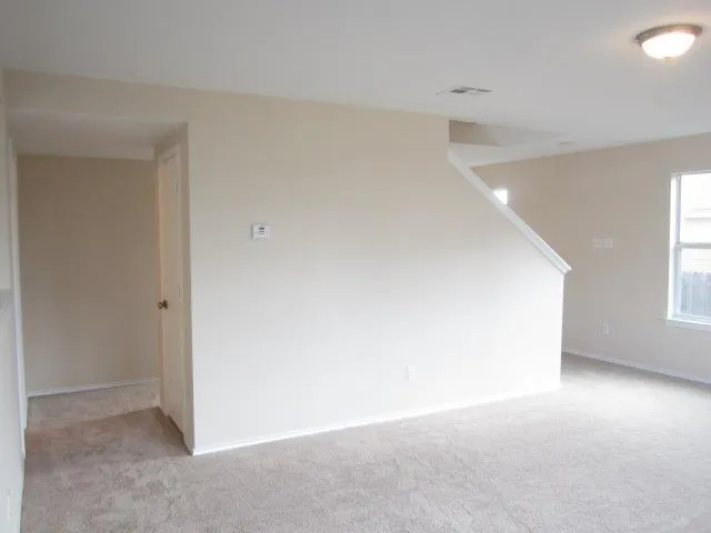 5316 Bahan Drive Del Valle, TX 78617
