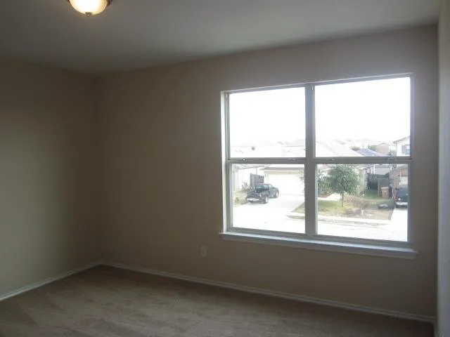 5316 Bahan Drive Del Valle, TX 78617
