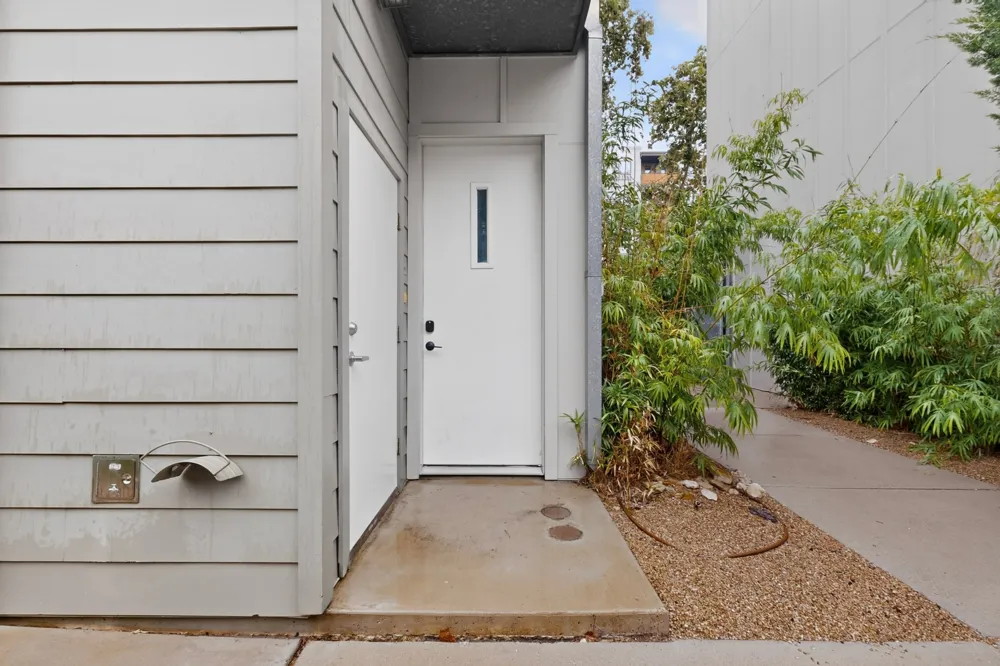 1601 E 5th Street #211 Austin, TX 78702