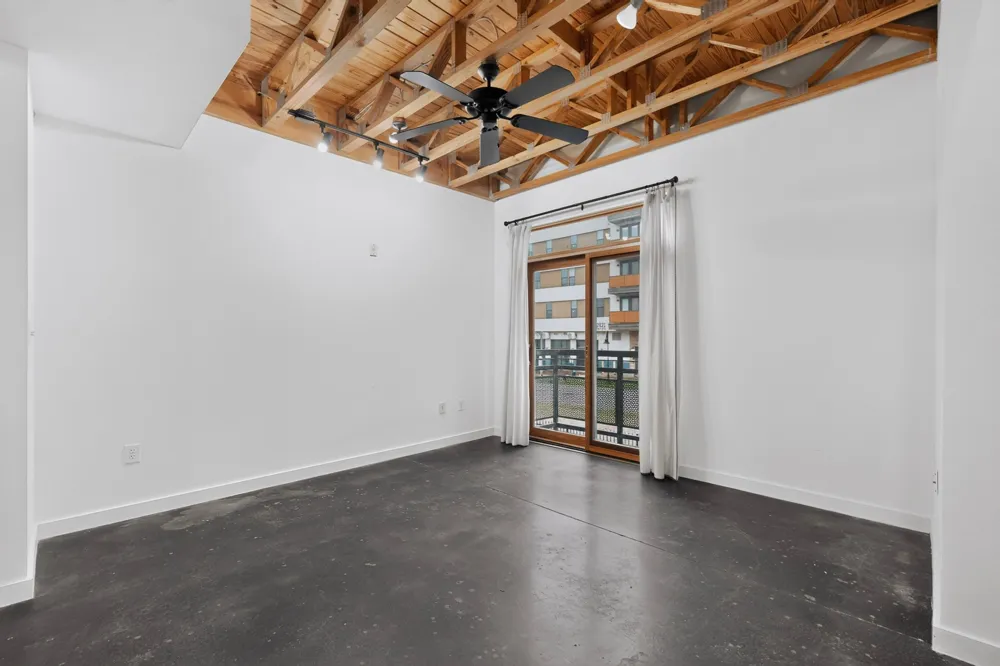 1601 E 5th Street #211 Austin, TX 78702