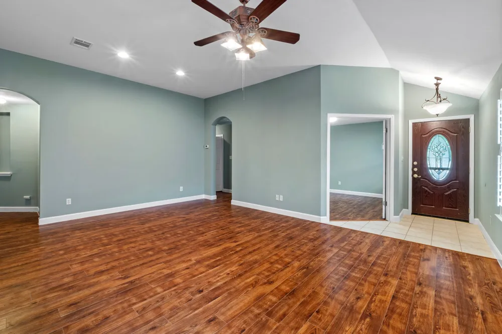 1310 Brighton Bend Lane Cedar Park, TX 78613