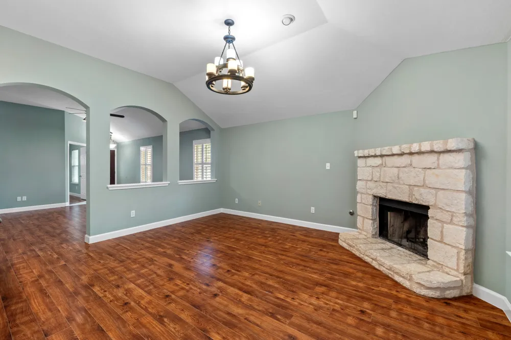 1310 Brighton Bend Lane Cedar Park, TX 78613