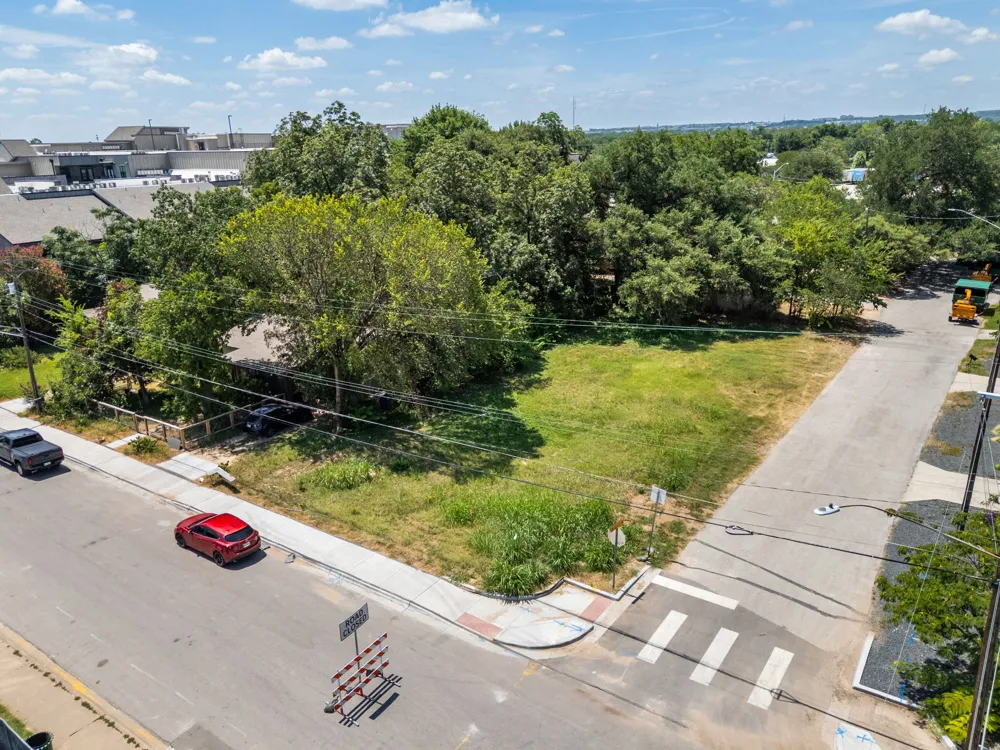 4801 Gonzales Street Austin, TX 78702