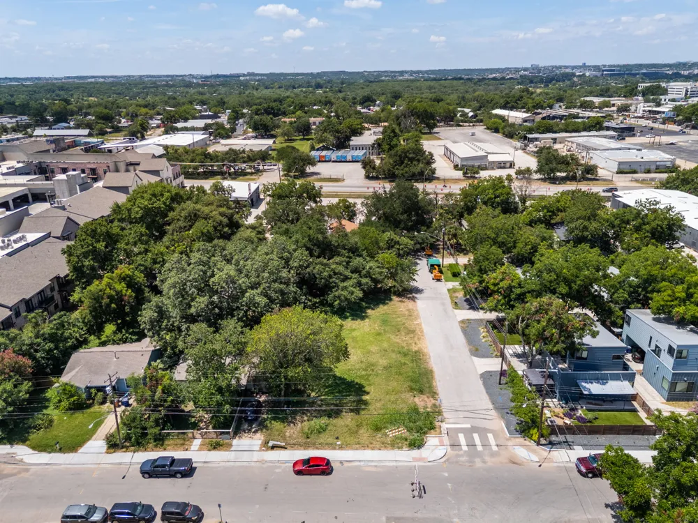 4801 Gonzales Street Austin, TX 78702