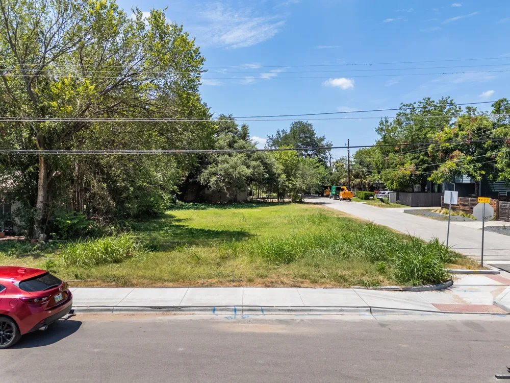 4801 Gonzales Street Austin, TX 78702