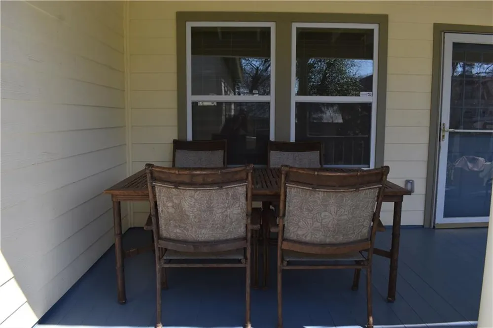 2109 Wright Street Austin, TX 78704