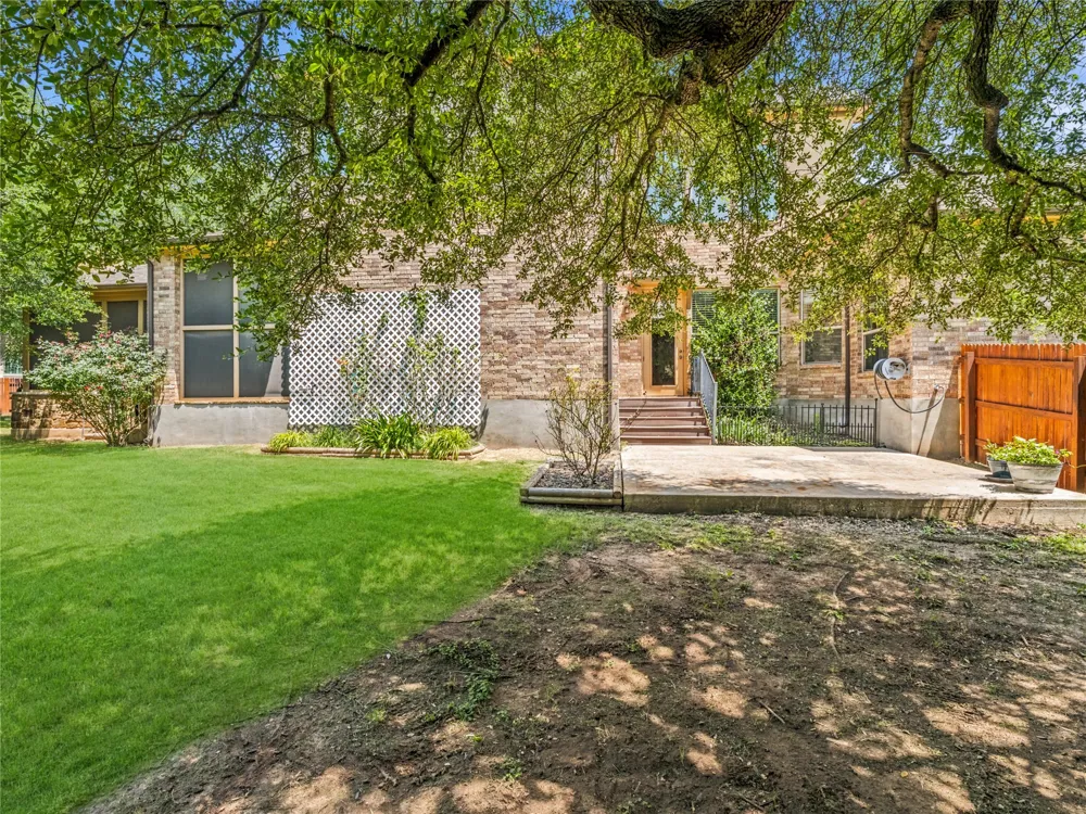 170 Kinloch Court Austin, TX 78737