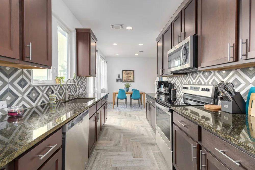 17508 Panorama Drive Dripping Springs, TX 78620