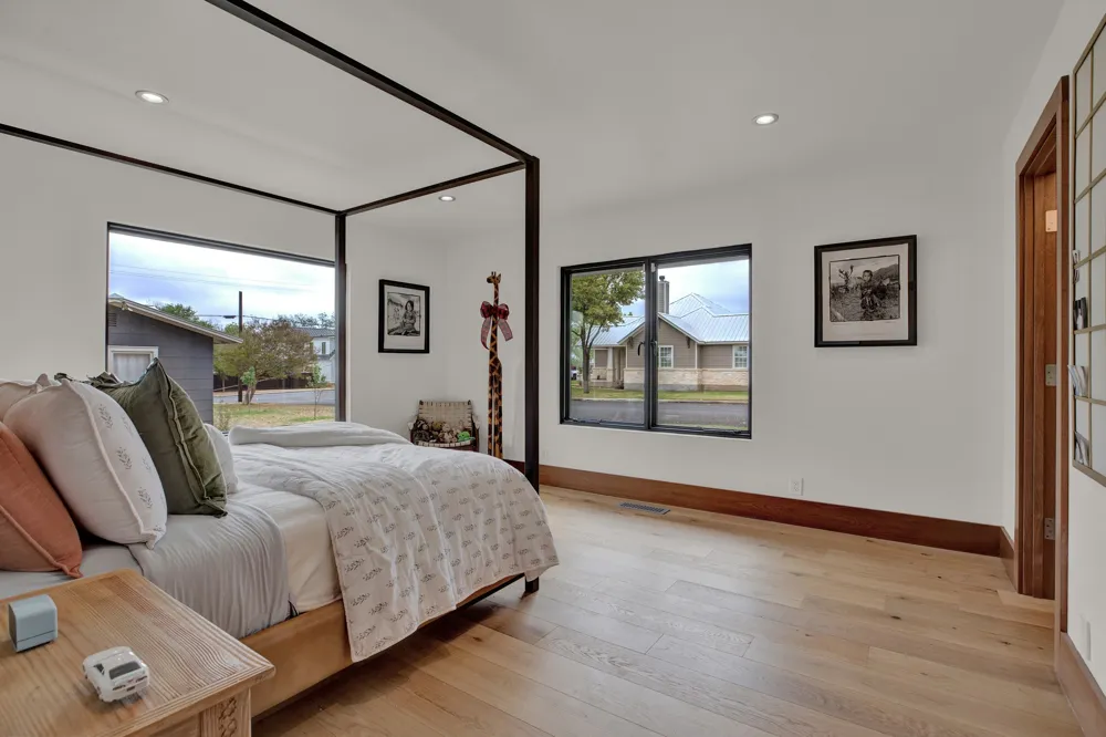 806 W Schubert Street Fredericksburg, TX 78624