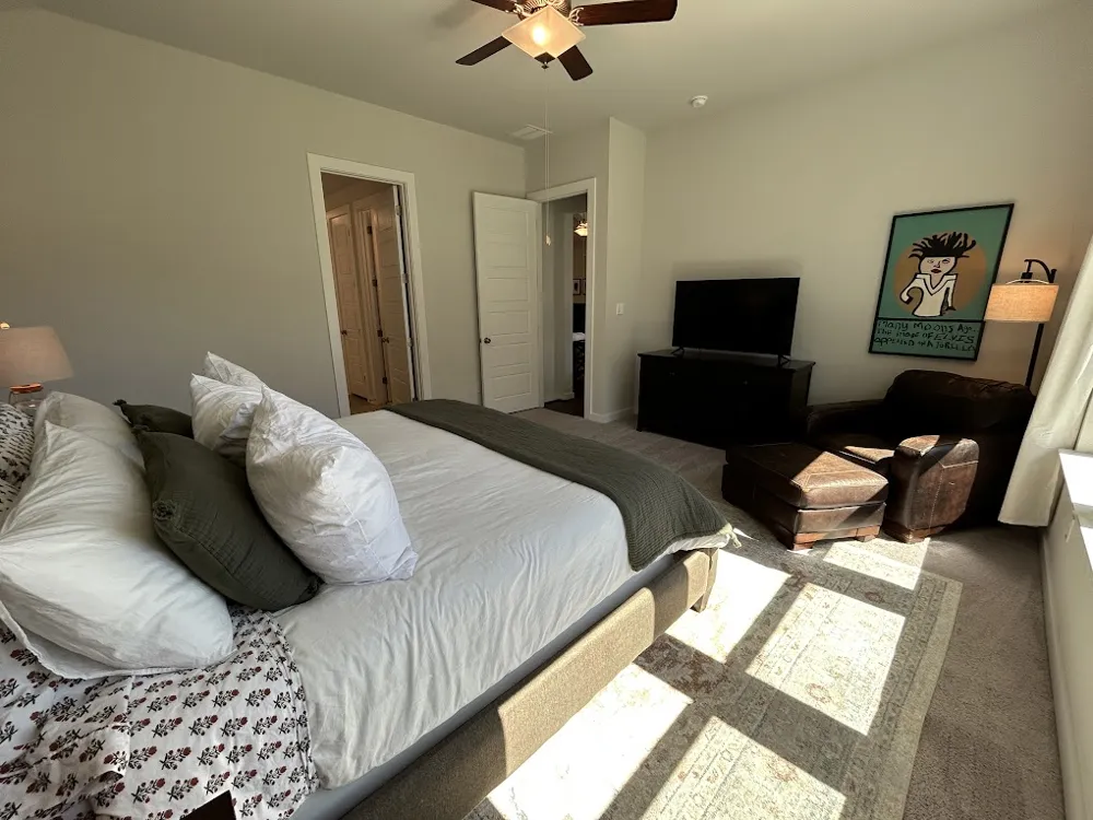 276 Washington Drive Kyle, TX 78640