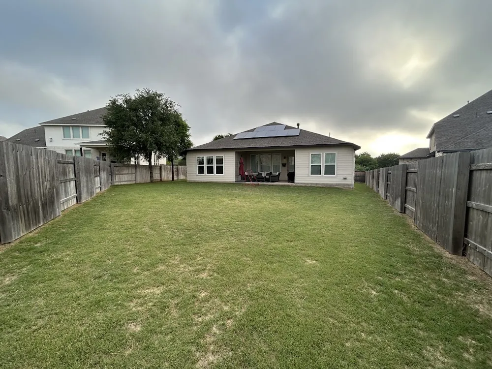 276 Washington Drive Kyle, TX 78640