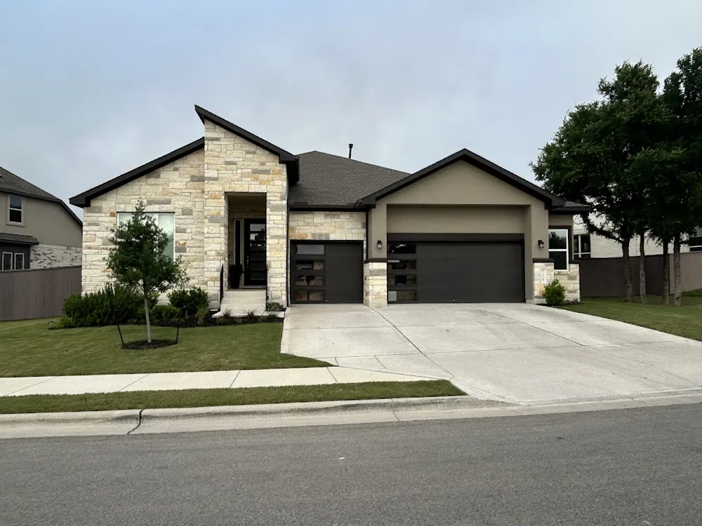 276 Washington Drive Kyle, TX 78640