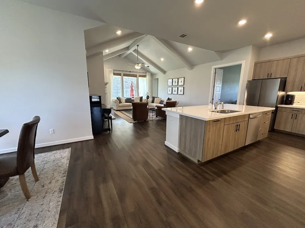 276 Washington Drive Kyle, TX 78640