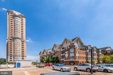 23 PIERSIDE DRIVE #436