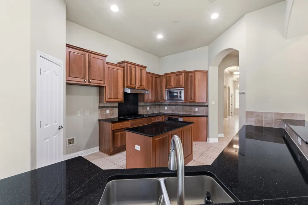 1301 David Cove Cedar Park, TX 78613