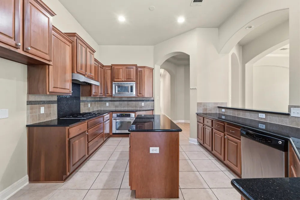 1301 David Cove Cedar Park, TX 78613