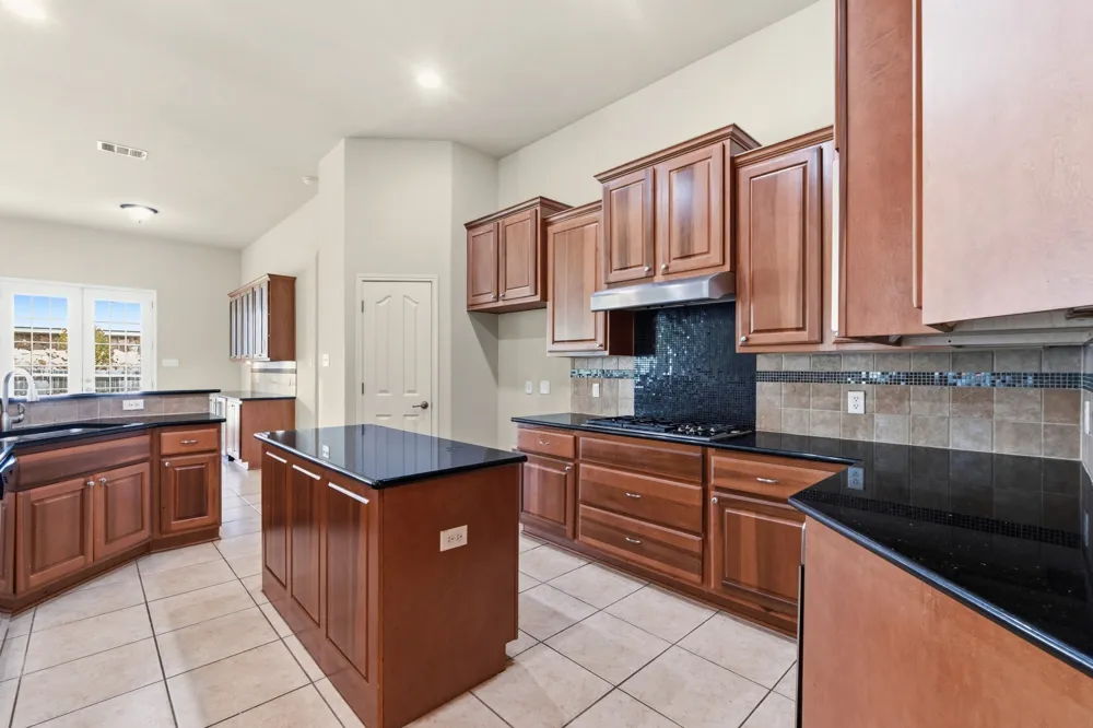 1301 David Cove Cedar Park, TX 78613