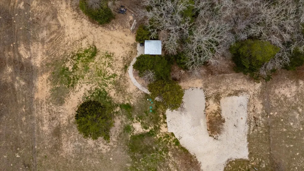 145 Eely Road McDade, TX 78650