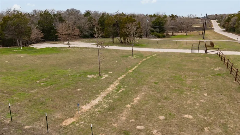 145 Eely Road McDade, TX 78650