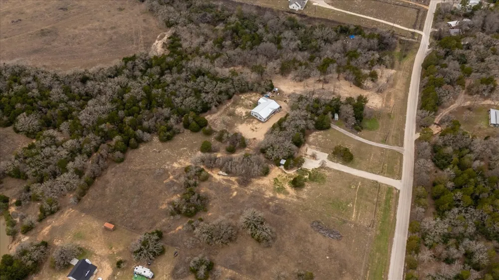 145 Eely Road McDade, TX 78650