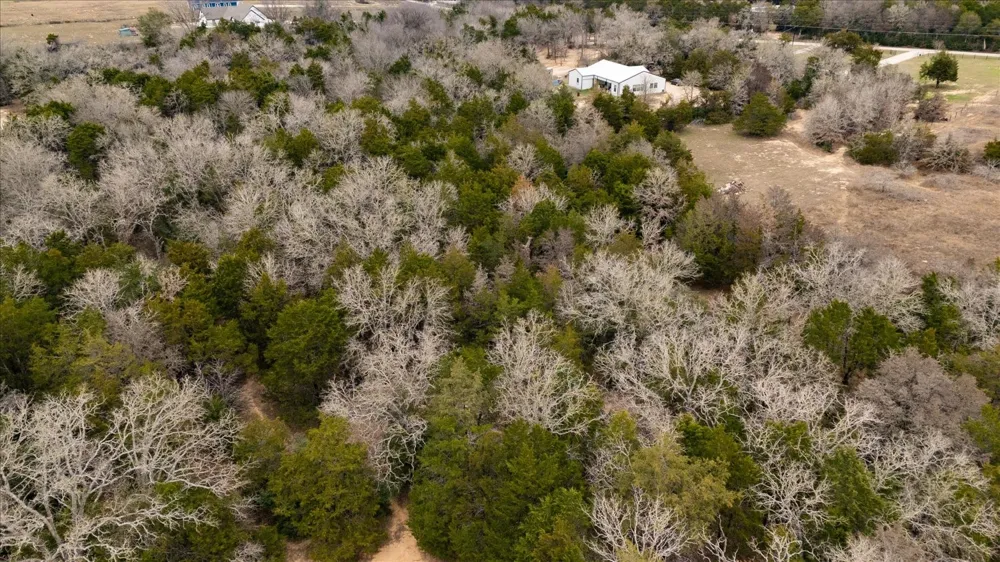 145 Eely Road McDade, TX 78650