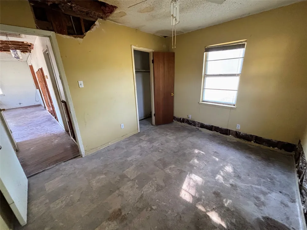 321 Front Street Holland, TX 76534