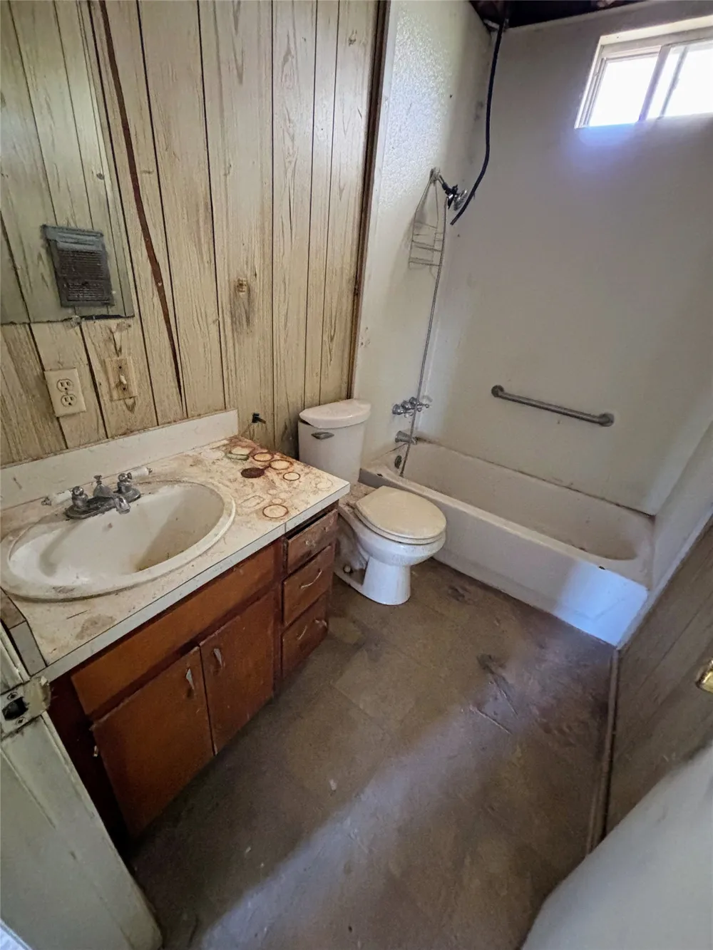 321 Front Street Holland, TX 76534