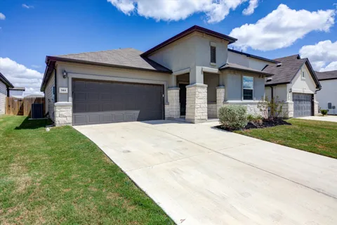 144 Andesite Trail