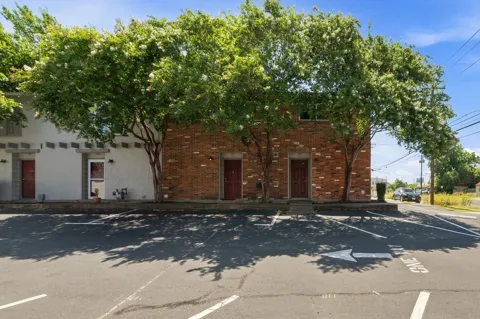 2122 Hancock Drive #121