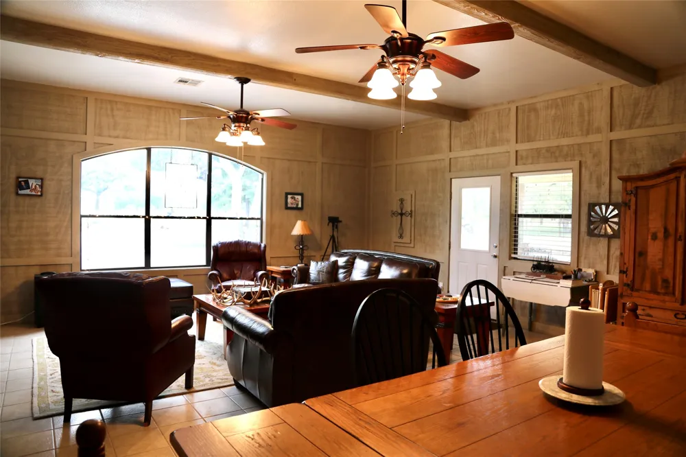 4239 County Road 336 Bertram, TX 78605