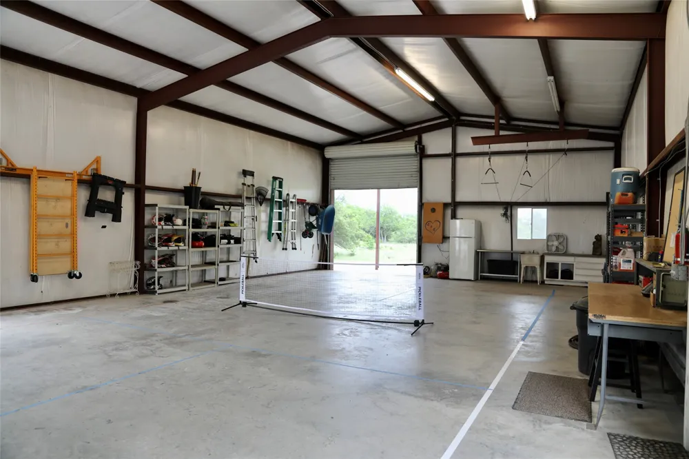 4239 County Road 336 Bertram, TX 78605