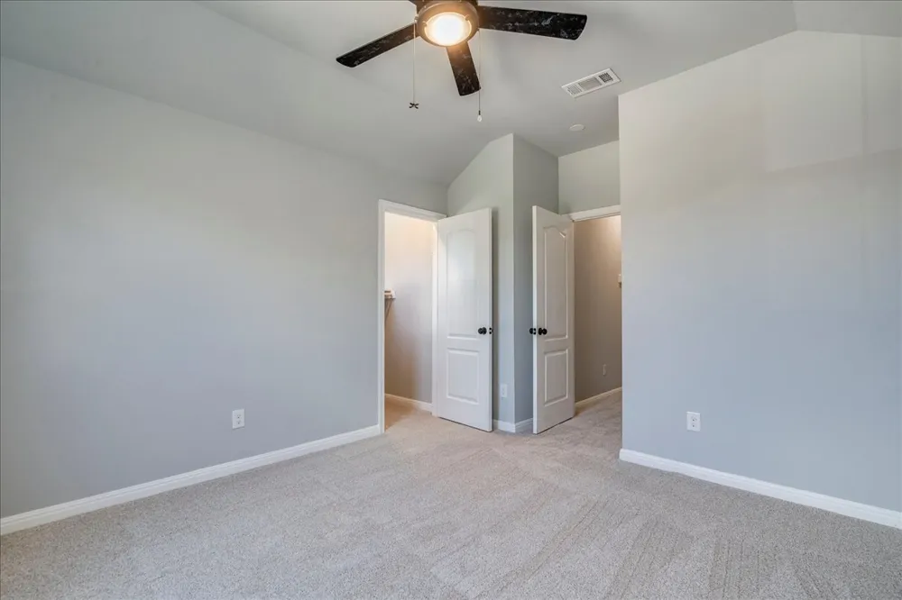 2005 Garretts Way Manchaca, TX 78652