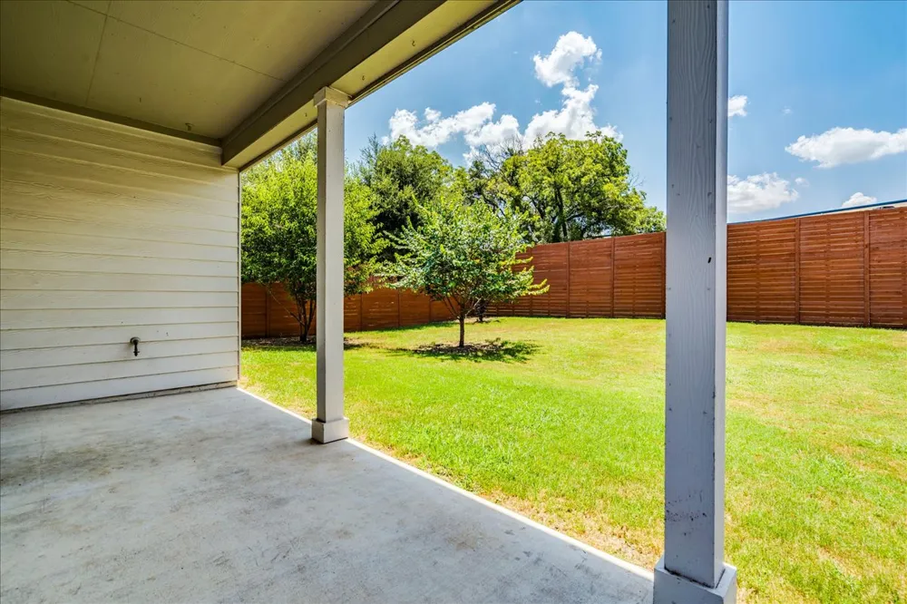 2005 Garretts Way Manchaca, TX 78652