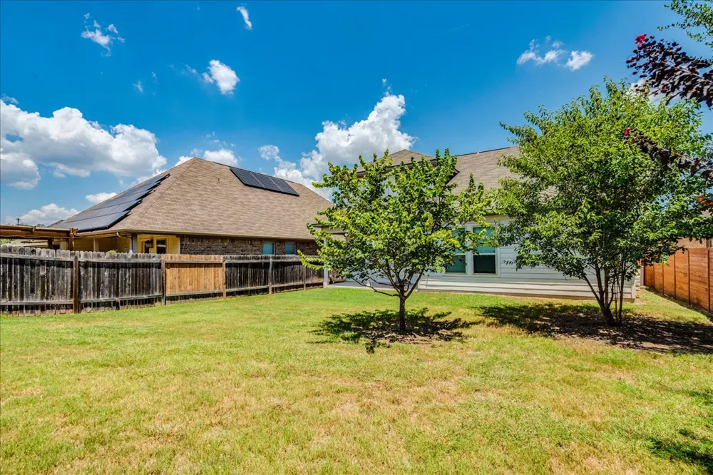 2005 Garretts Way Manchaca, TX 78652