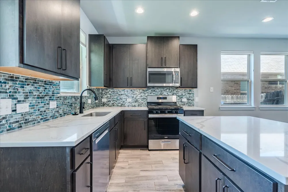 2005 Garretts Way Manchaca, TX 78652