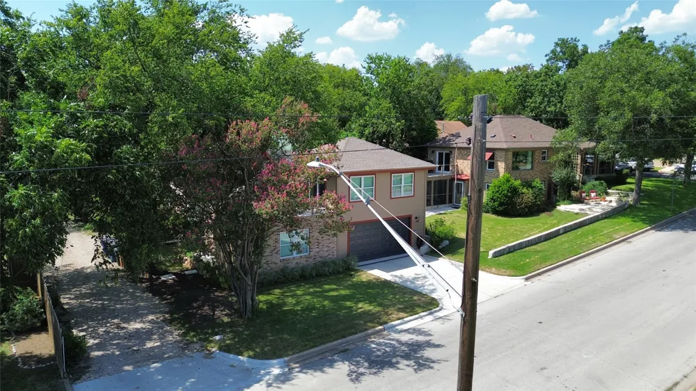 515 E 39th Street #2 Austin, TX 78751