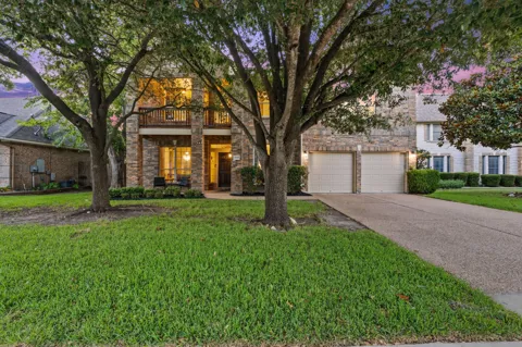 2126 Clear Lake Place