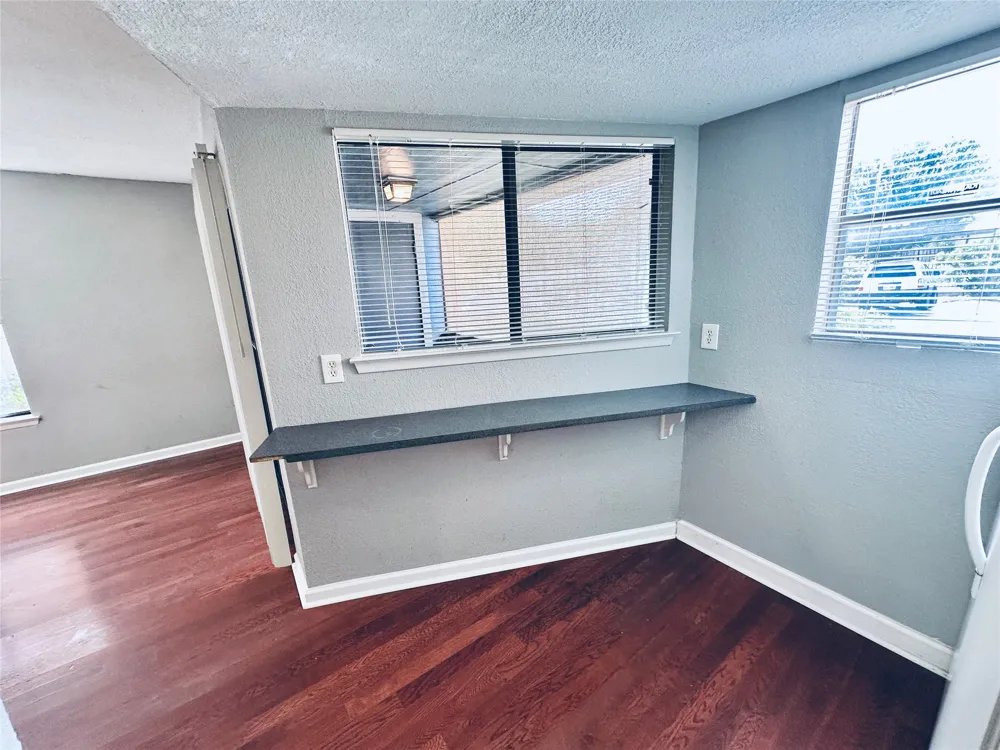 2500 Burleson Road #209 Austin, TX 78741