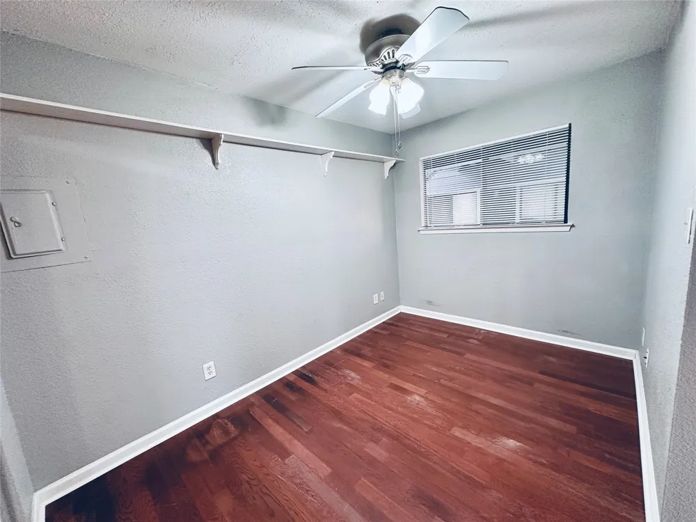 2500 Burleson Road #209 Austin, TX 78741