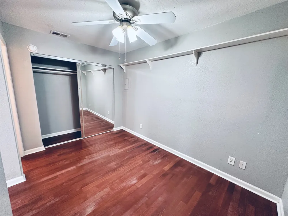 2500 Burleson Road #209 Austin, TX 78741