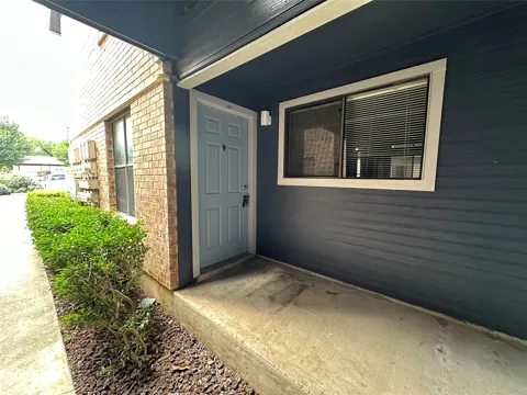 2500 Burleson Road #209